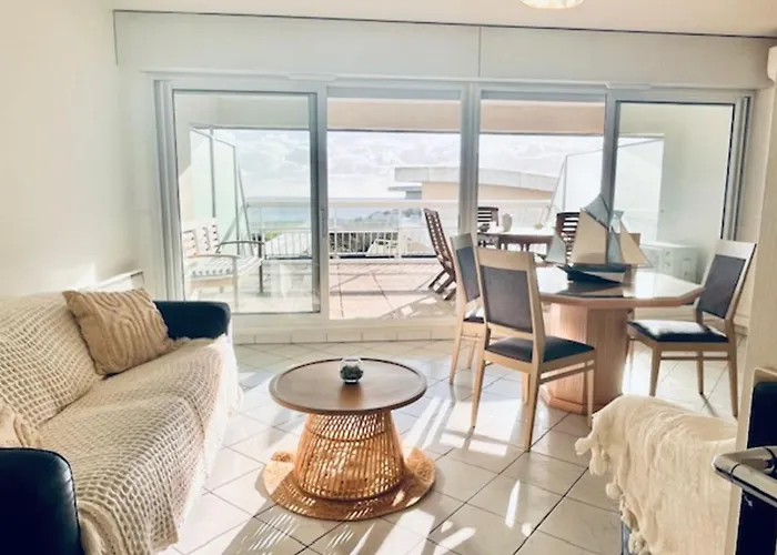 With Sea And Garden View In La Rochelle Apartamento La Rochelle (Charente-Maritime)