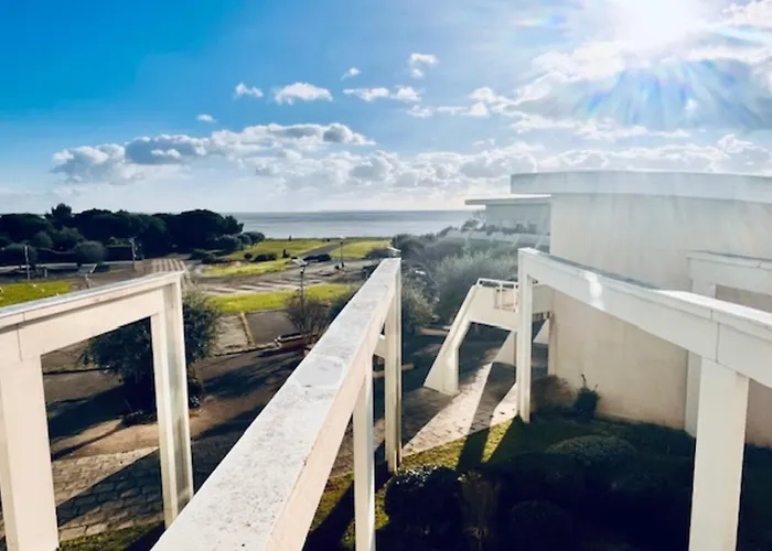 With Sea And Garden View In La Rochelle Apartamento La Rochelle (Charente-Maritime)